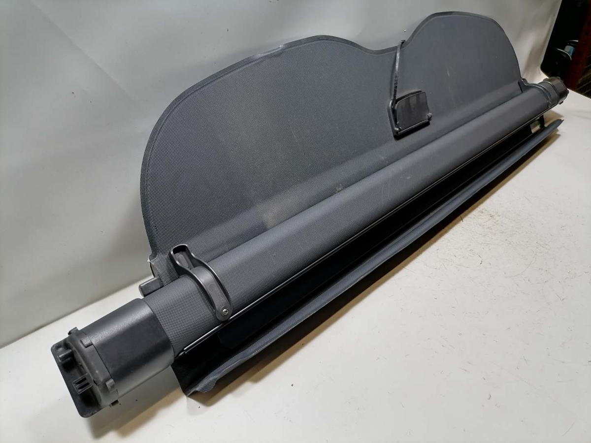 Audi A4 B5 original Laderaumrollo Abdeckung Koffrerraum Kombi Avant Bj.1998